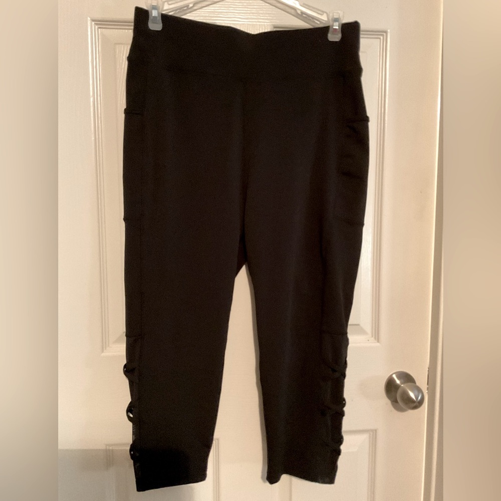 POP Fit Black capri leggings 2xl